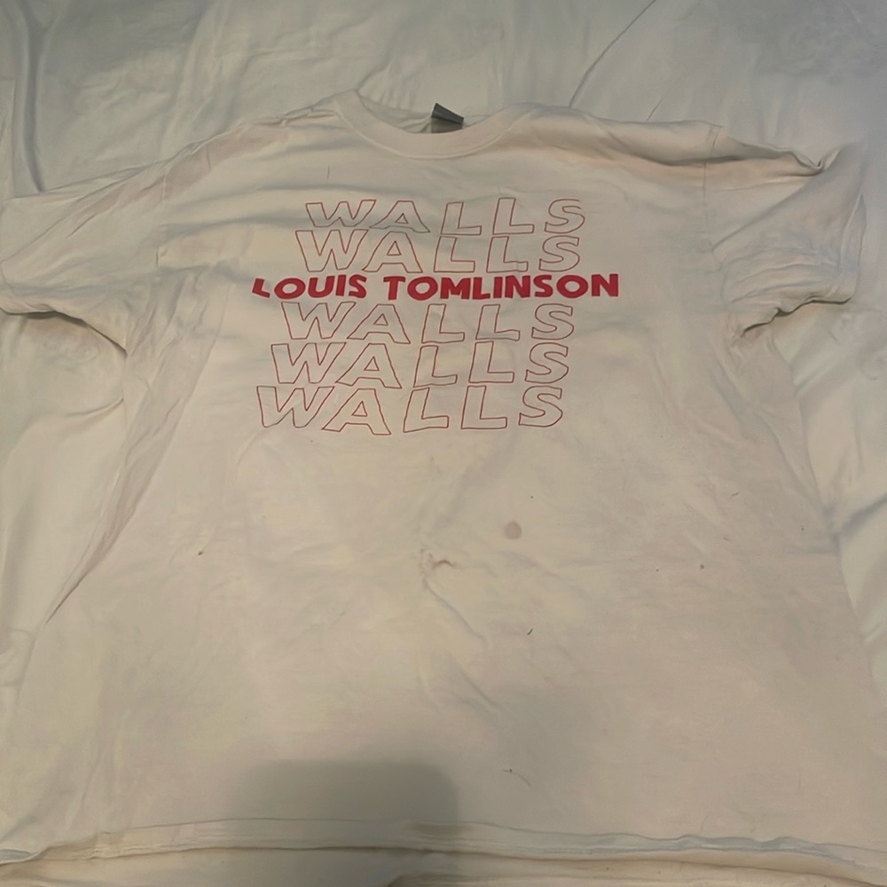 Louis Tomlinson walls shirt